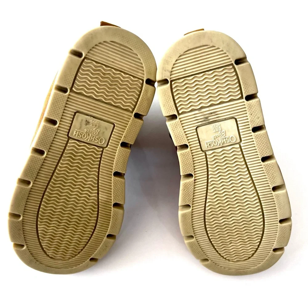 Kids Tan faux leather Boots with White faux Sherpa style Lining